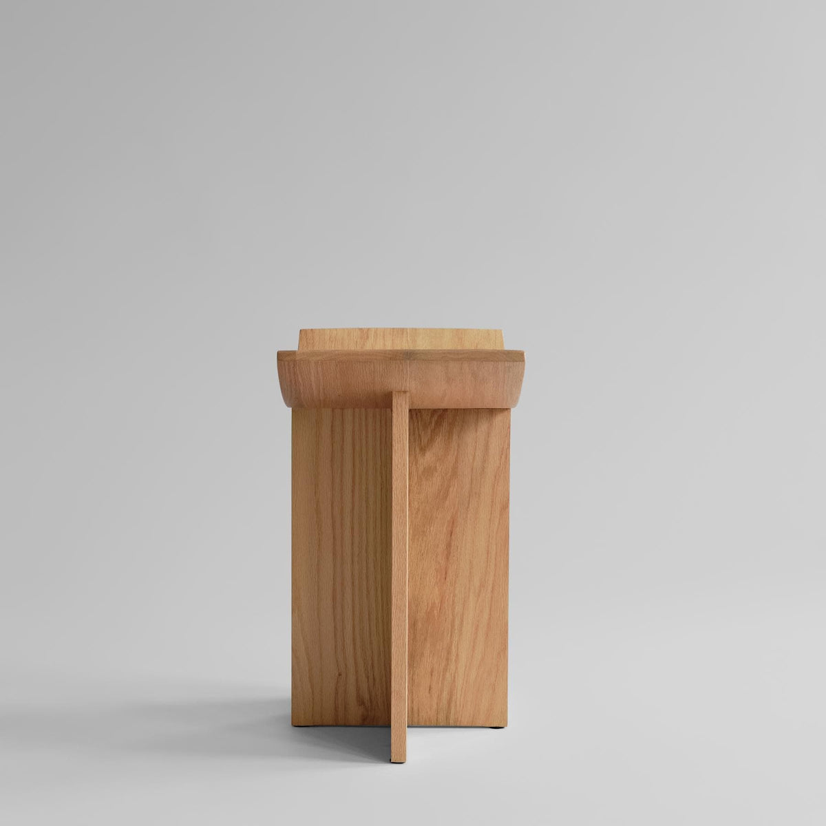 Σκαμπό Brutus - Φυσική Δρυς H60 x W30 x L54 cm 101 COPENHAGEN