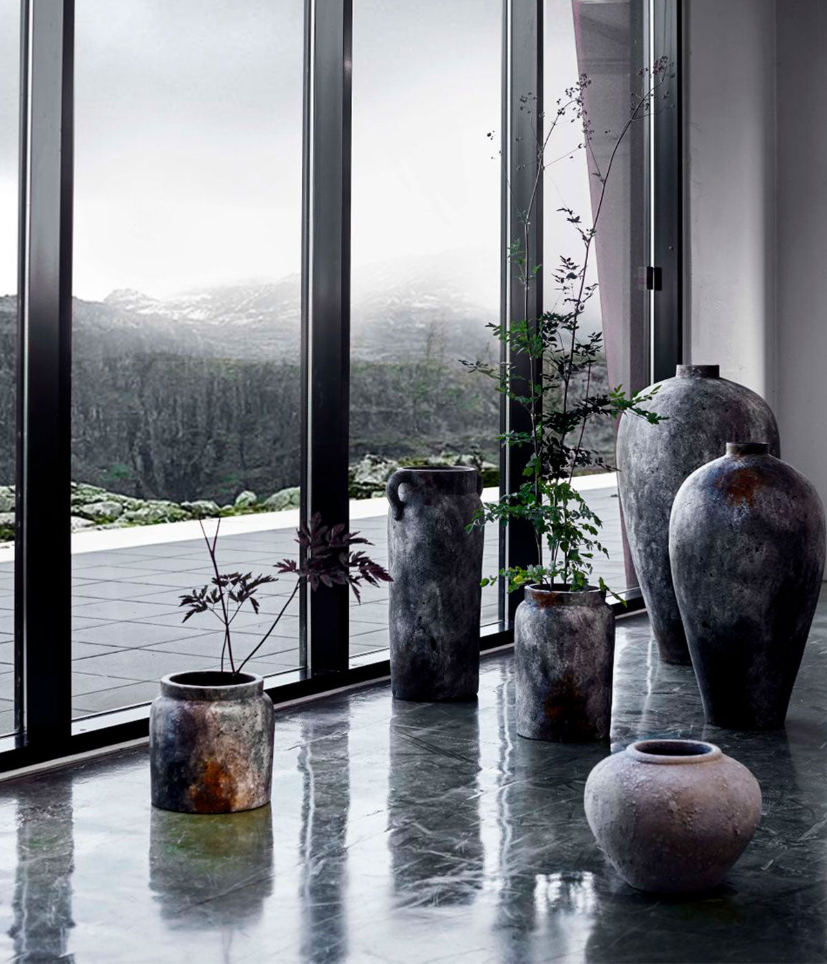 MUUBS ΒΑΖΟ ΔΑΠΕΔΟΥ Βάζο Δαπέδου JAR ECHO 100 - RUST GREY Τερακότα Ø56XH100cm MUUBS