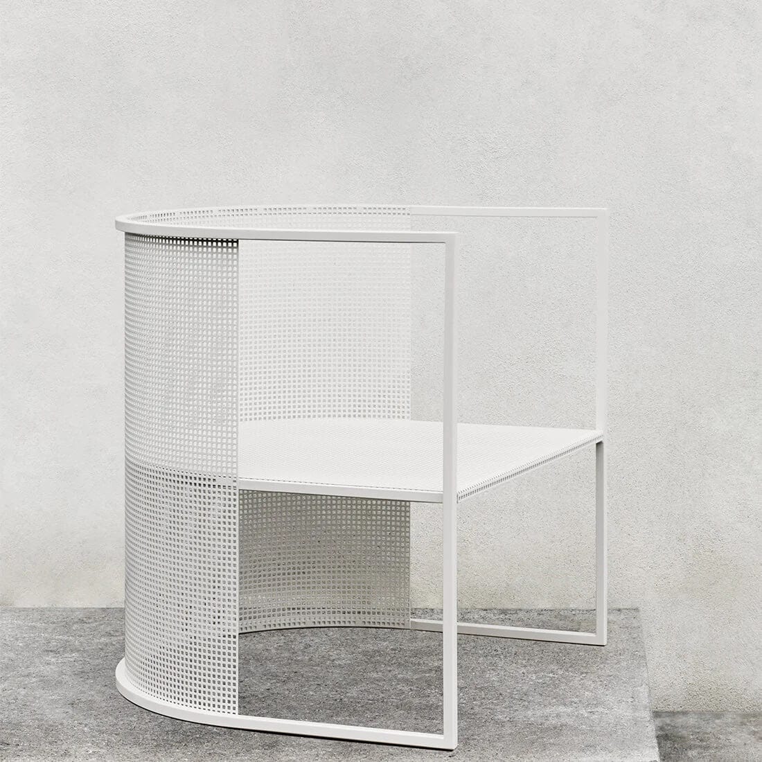 KRISTINA DAM studio Πολυθρόνα Πολυθρόνα Κήπου Bauhaus Lounge Chair Ανοξείδωτο Ατσάλι Υπόλευκο W64xL63xH67cm Kristina Dam Studio