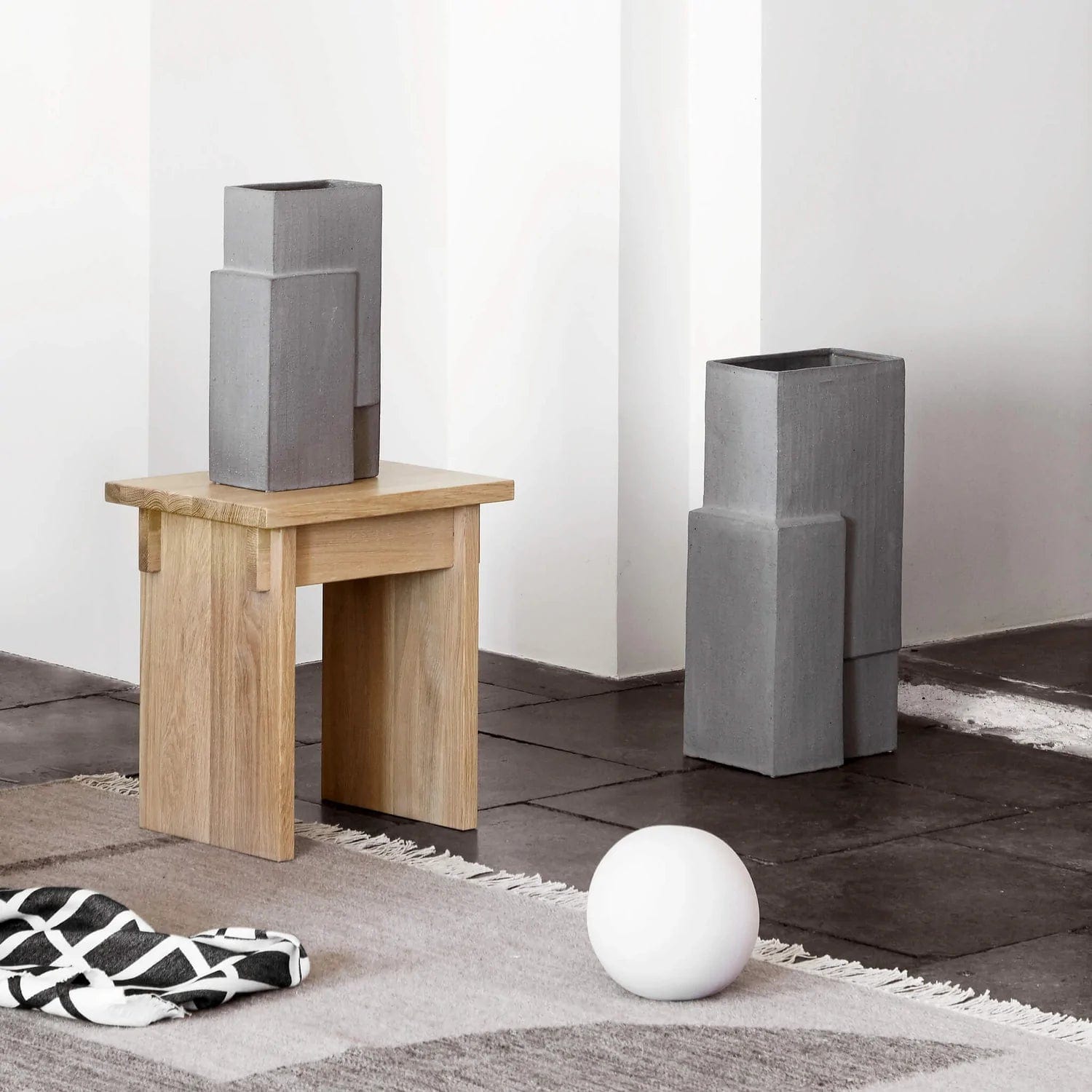 KRISTINA DAM studio Βάζο Βάζο Δαπέδου Monolith, Large, H50x24Lx17W, Απαλό Γκρι, Stoneware, KRISTINA DAM studio