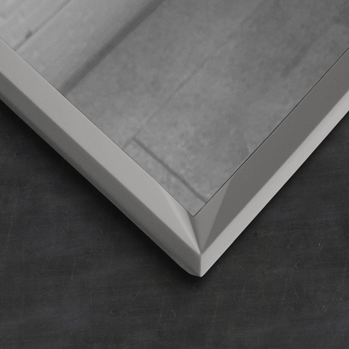 Καθρέφτης Τοίχου Liv - Γυαλί Τετράγωνος Ανθρακί Πλαίσιο Τσιμέντο 70 x 70 cm INCADO