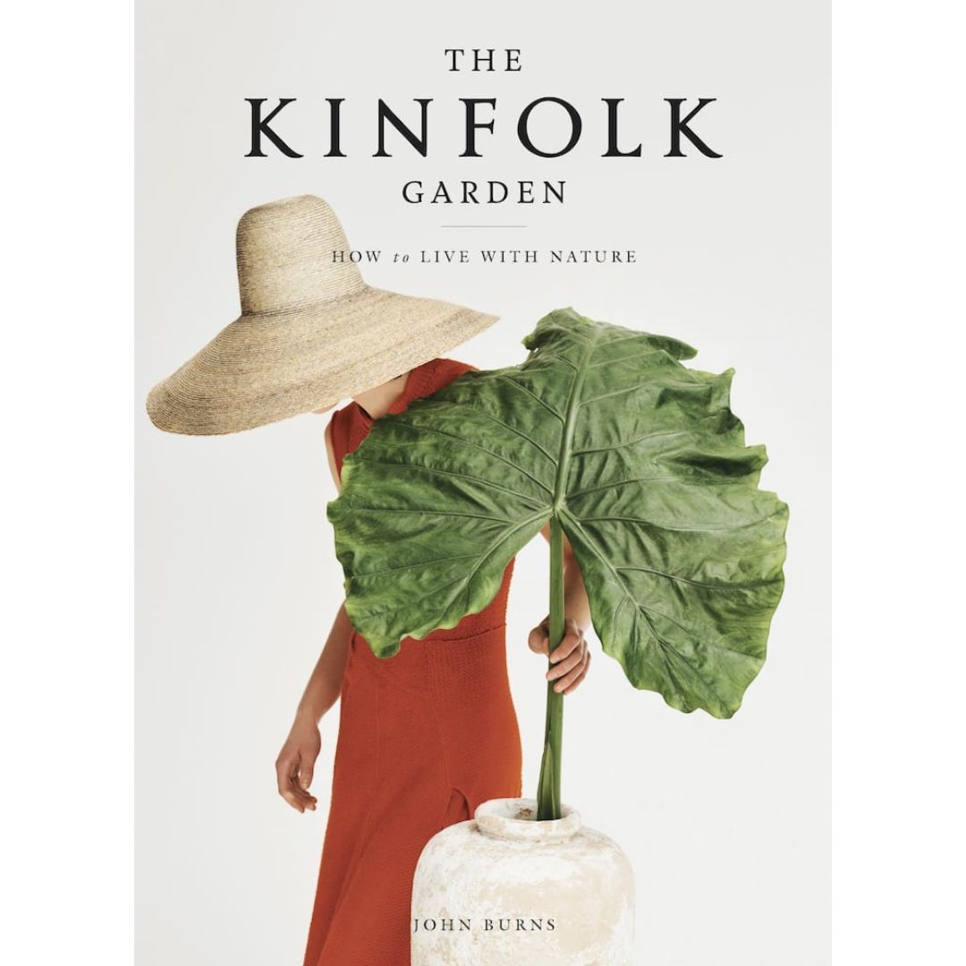 Hintsdeco Books Βιβλίο Τέχνης Βιβλίο Τέχνης Kinfolk Garden Κόκκινο/Πράσινο 20×3.9×28 cm Hintsdeco