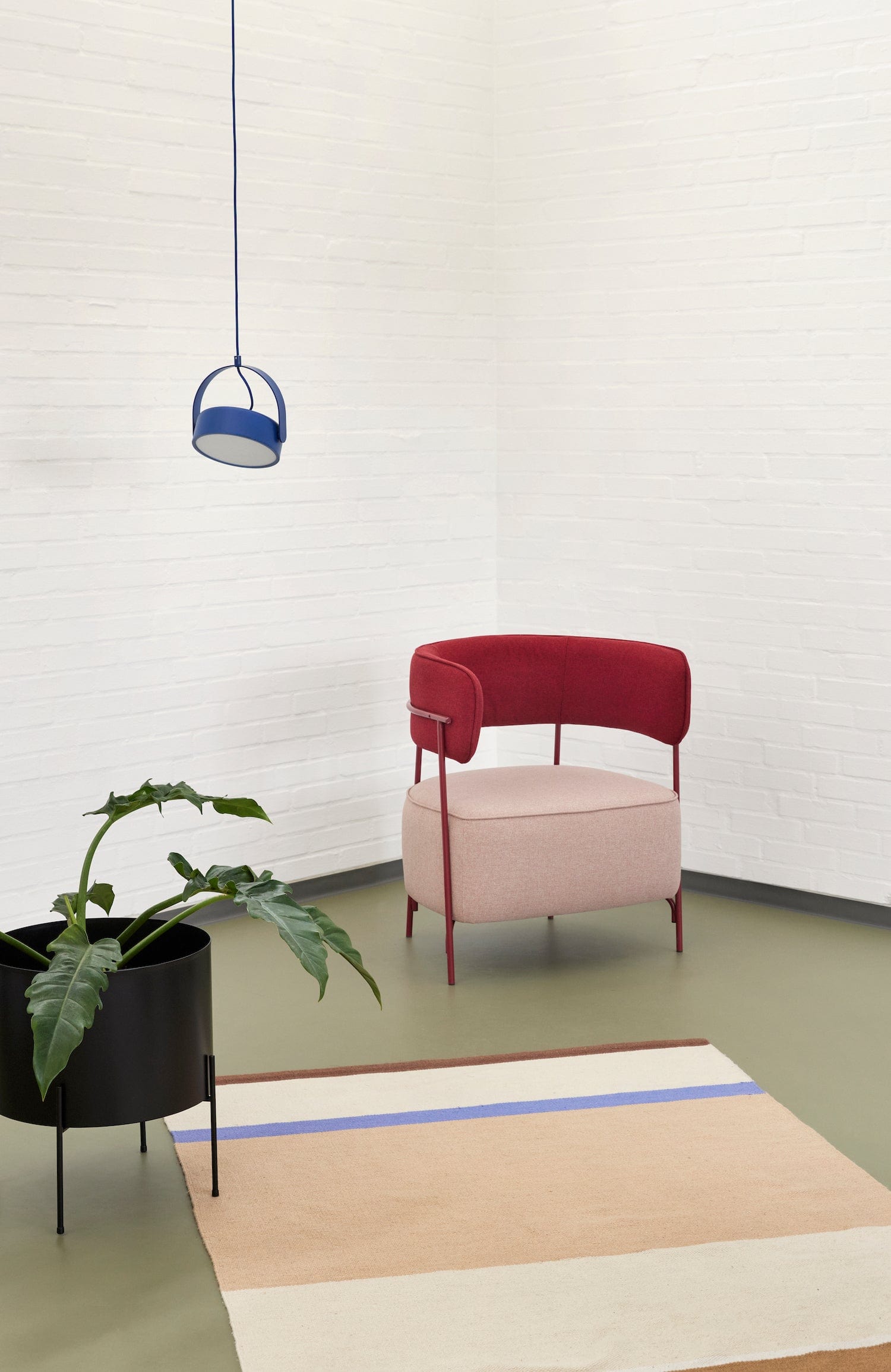 HUBSCH Πολυθρόνα Teddy Lounge Πολυθρόνα Ροζ/Κόκκινη Μέταλλο/Πολυέστερ 64x50xh77 cm Hübsch