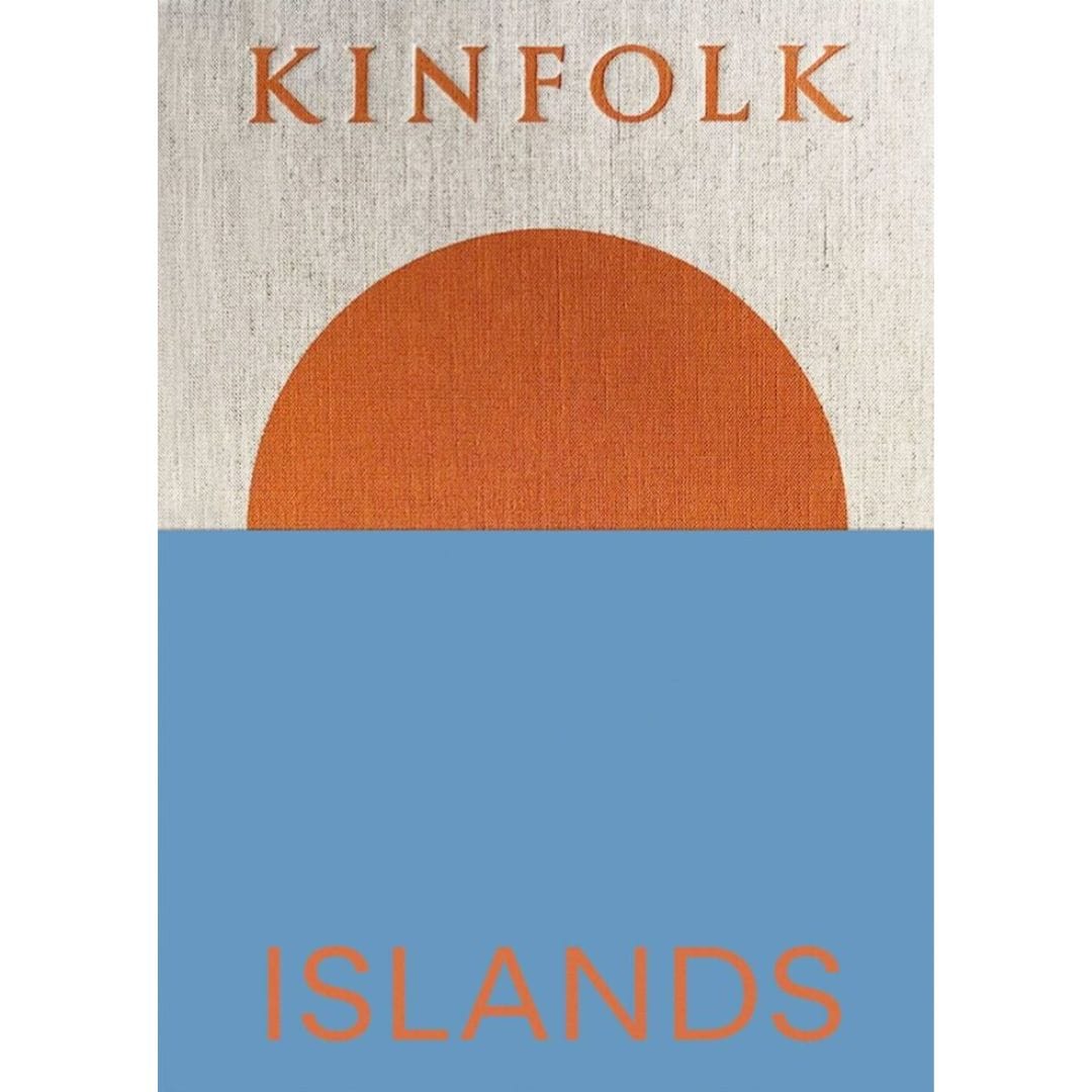 Hintsdeco Books Βιβλίο Τέχνης Βιβλίο Τέχνης Kinfolk Islands Πορτοκαλί/Γαλάζιο 20,5×2,5×27,5cm cm Hintsdeco