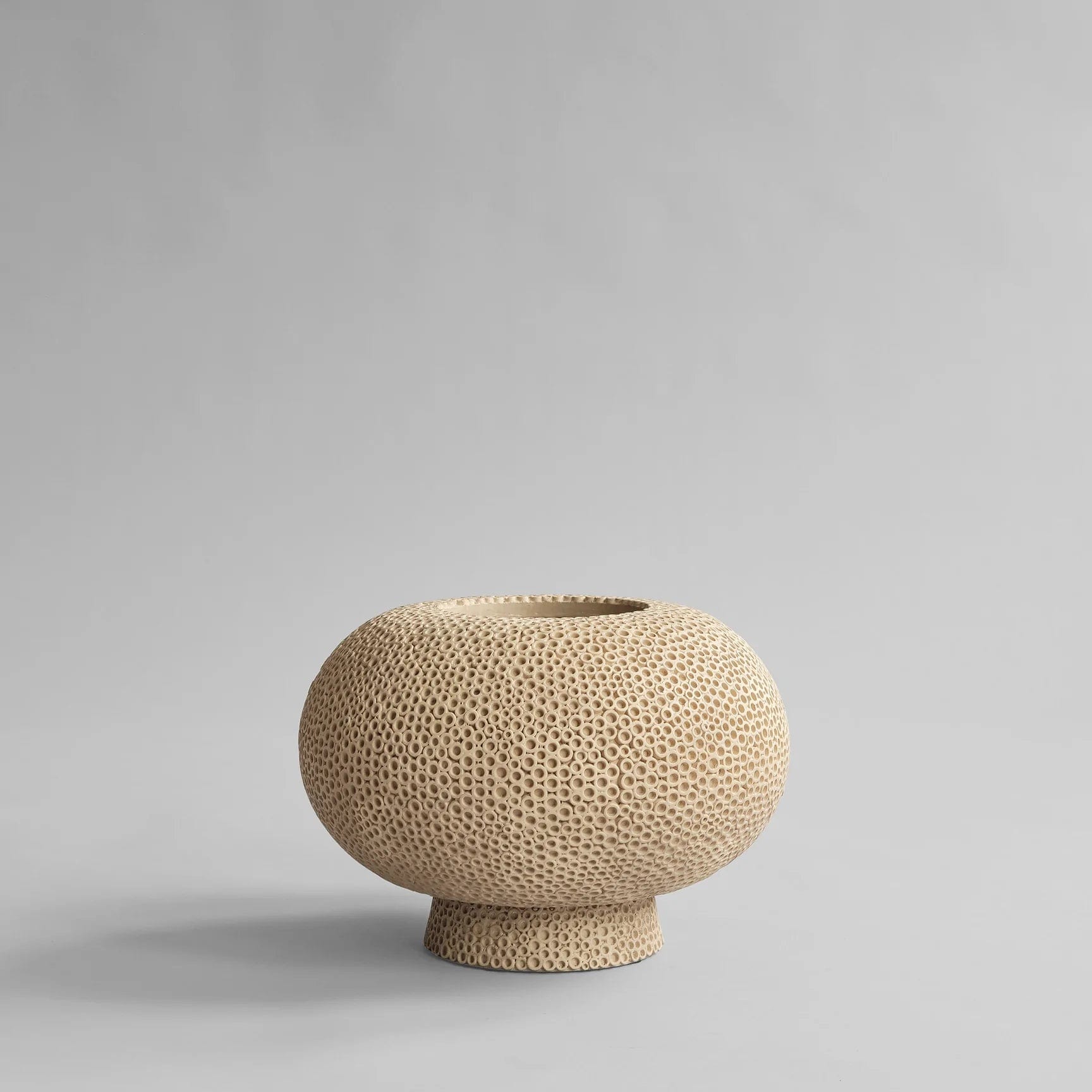 101 COPENHAGEN Βάζο Kabin Shisen Βάζο Κεραμικό Μπεζ L35xW35xH23,5cm 101 COPENHAGEN