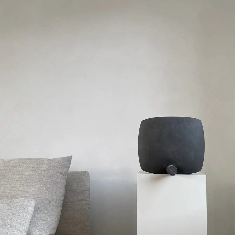 101 COPENHAGEN Βάζο Guggenheim Κεραμικό Διασκομητικό Βάζο Μαύρο/Καφέ, 26x18,5x30cm 101 COPENHAGEN