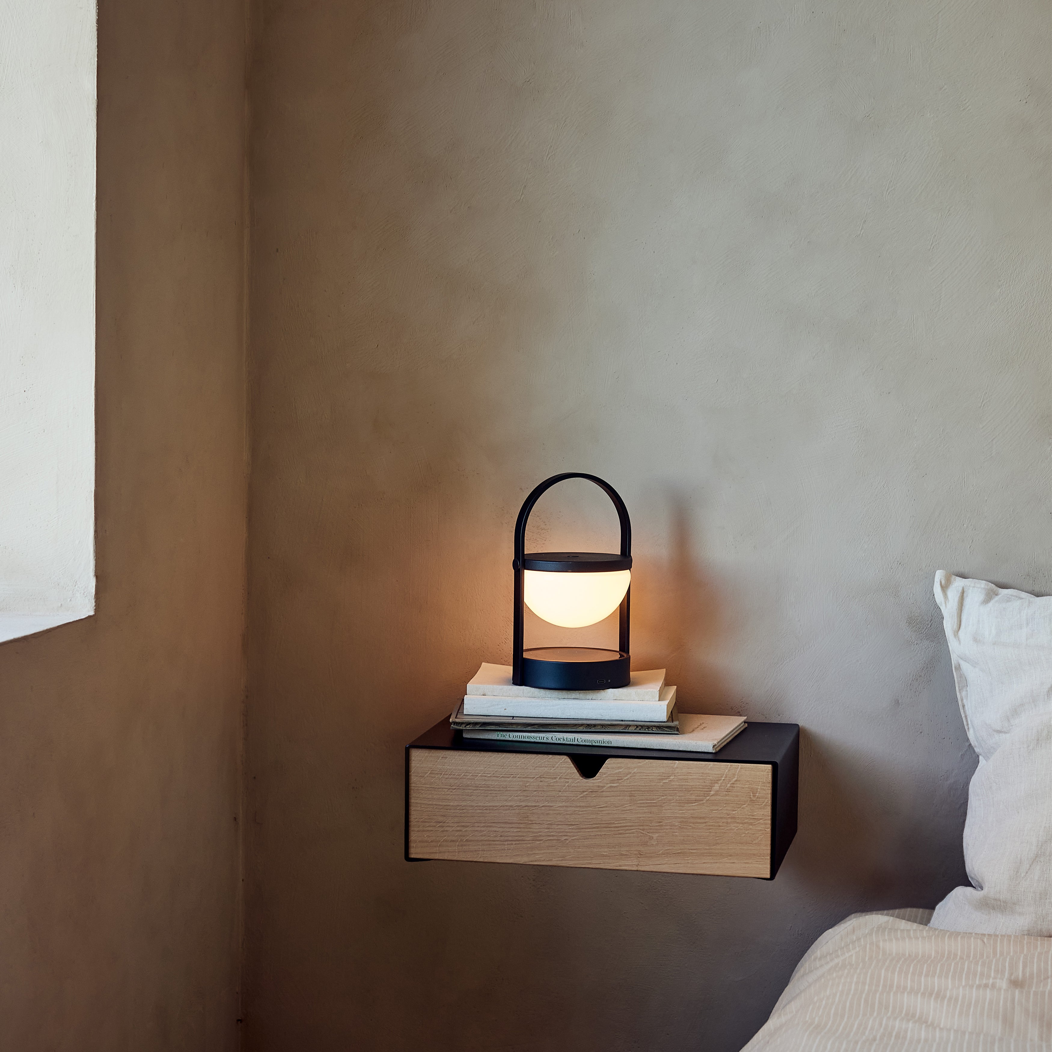 Ράφι Τοίχου - Κομοδίνο Keep - Μαύρο Μεταλλικό Ξύλο Δρυός W38 x D24 x H12 cm ANDERSEN