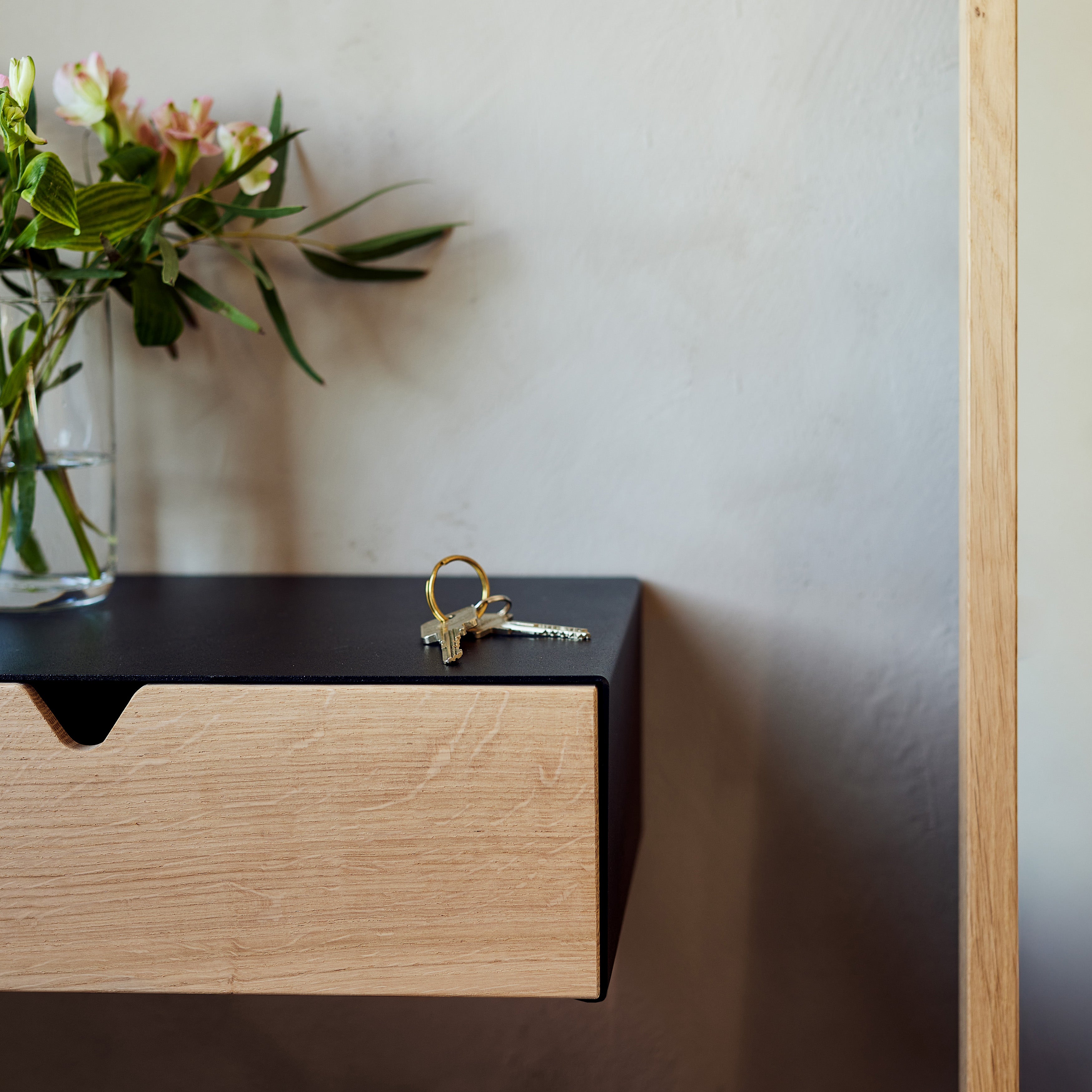 Ράφι Τοίχου - Κομοδίνο Keep - Μαύρο Μεταλλικό Ξύλο Δρυός W38 x D24 x H12 cm ANDERSEN