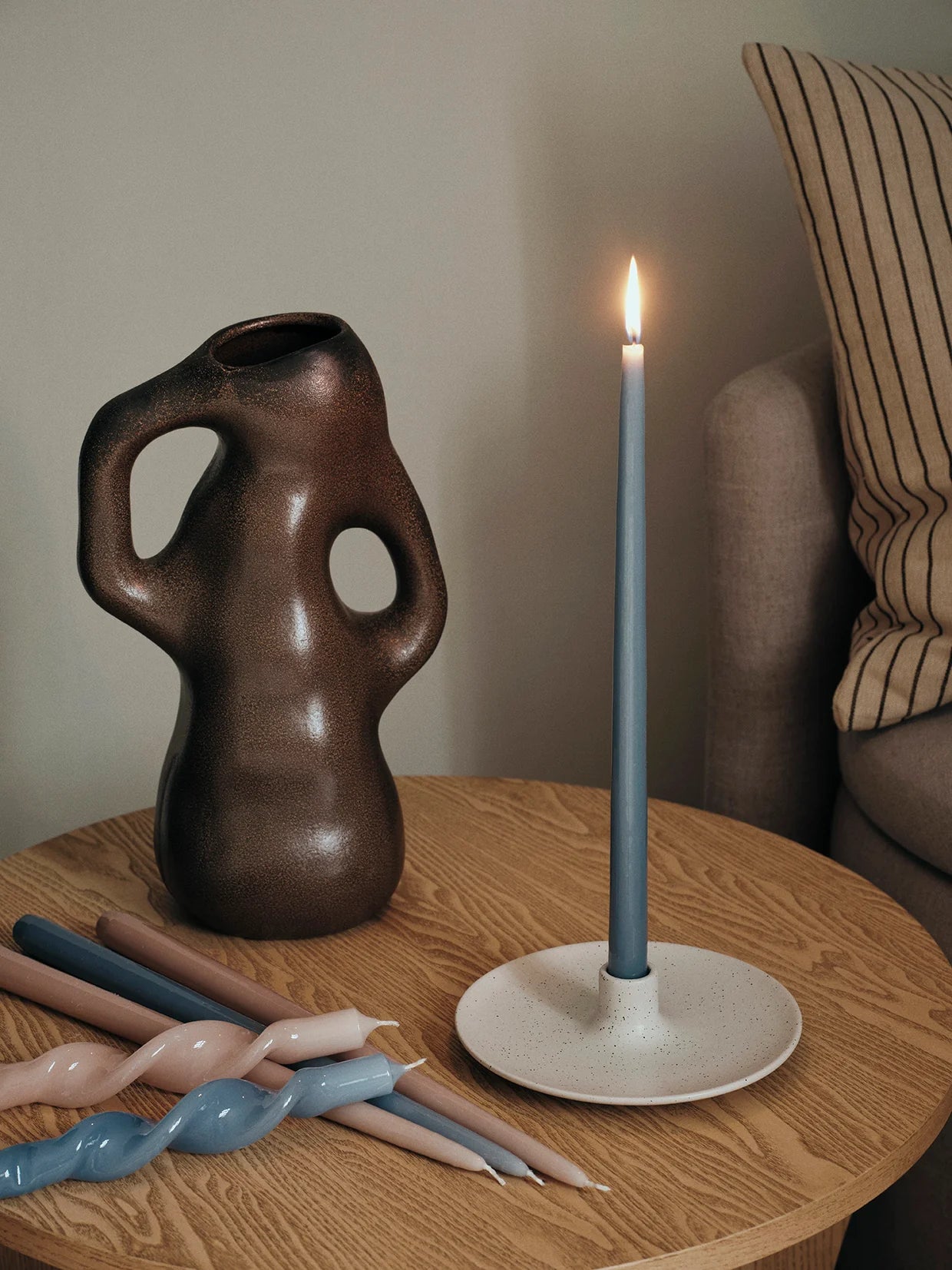 Κερί Smooth Taper - Ροζ Γυαλιστερό Σετ 4 τμχ Burn Time 10.5 Hrs Ø2,2 x H38 cm Broste Copenhagen