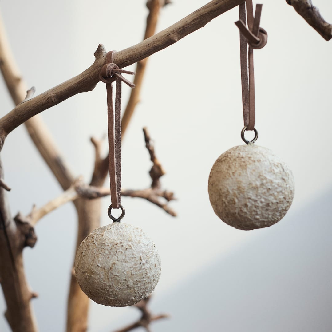 Διακοσμητική Μπάλα Luna  S/2 Beige Τερακότα Ø4 cm MUUBS