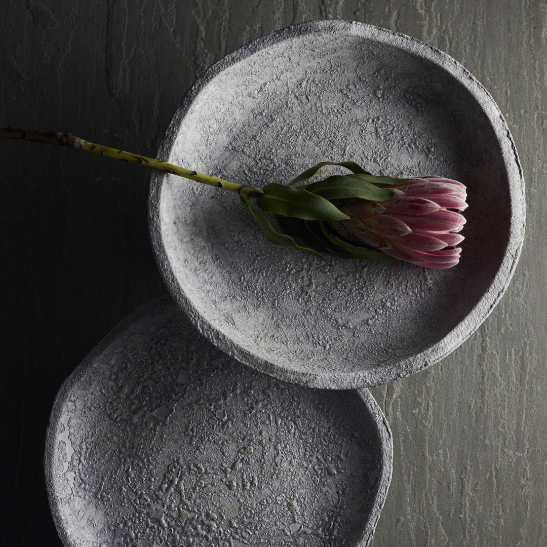 Διακοσμητικό Μπολ Luna M - Γκρι Τερακότα Ø34 x H17,5 cm MUUBS 