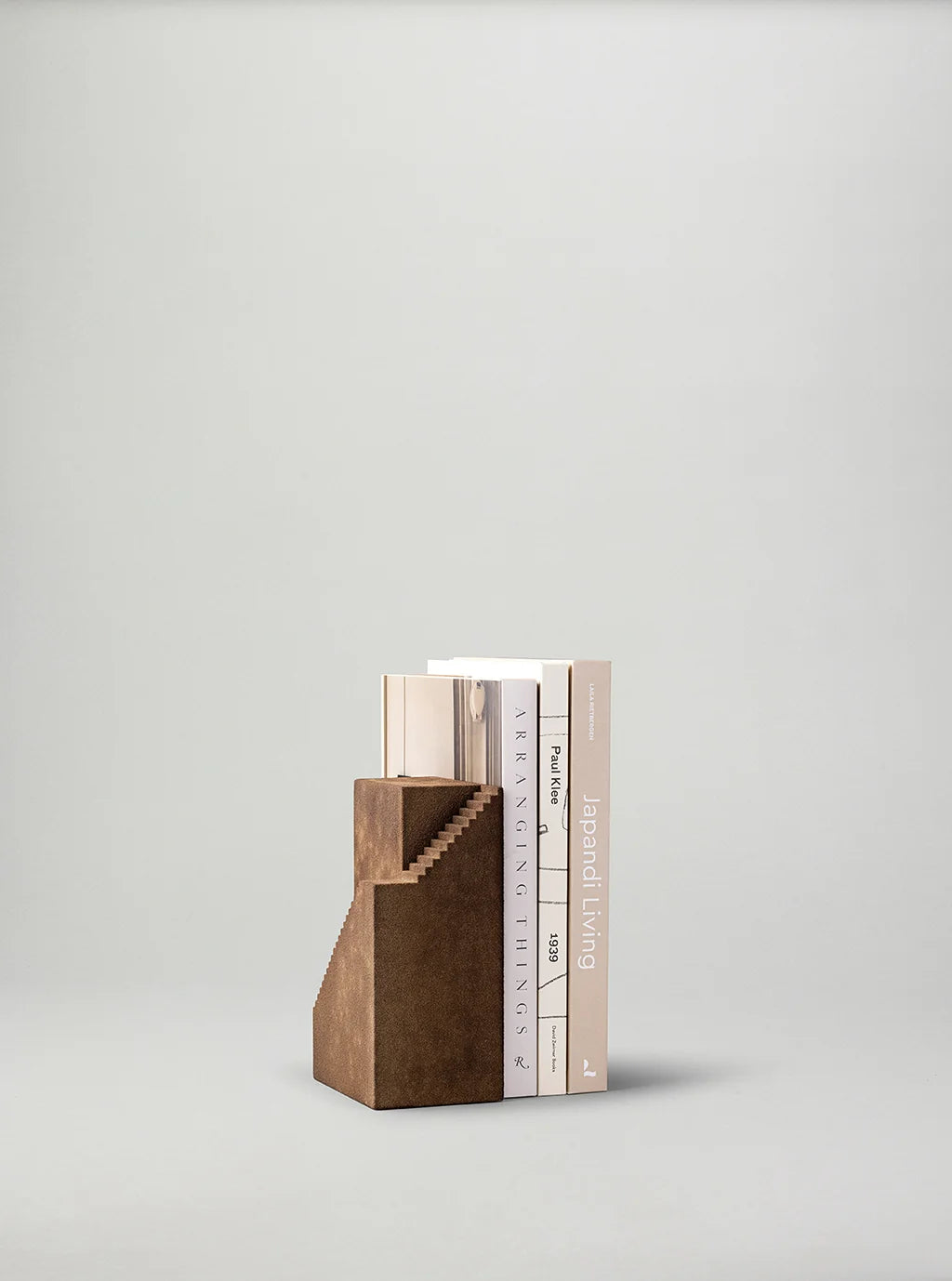 Βιβλιοστάτης Norm I - Συνθετική Άμμος Καφέ 9 x 13 x 20.5 cm HintsDeco