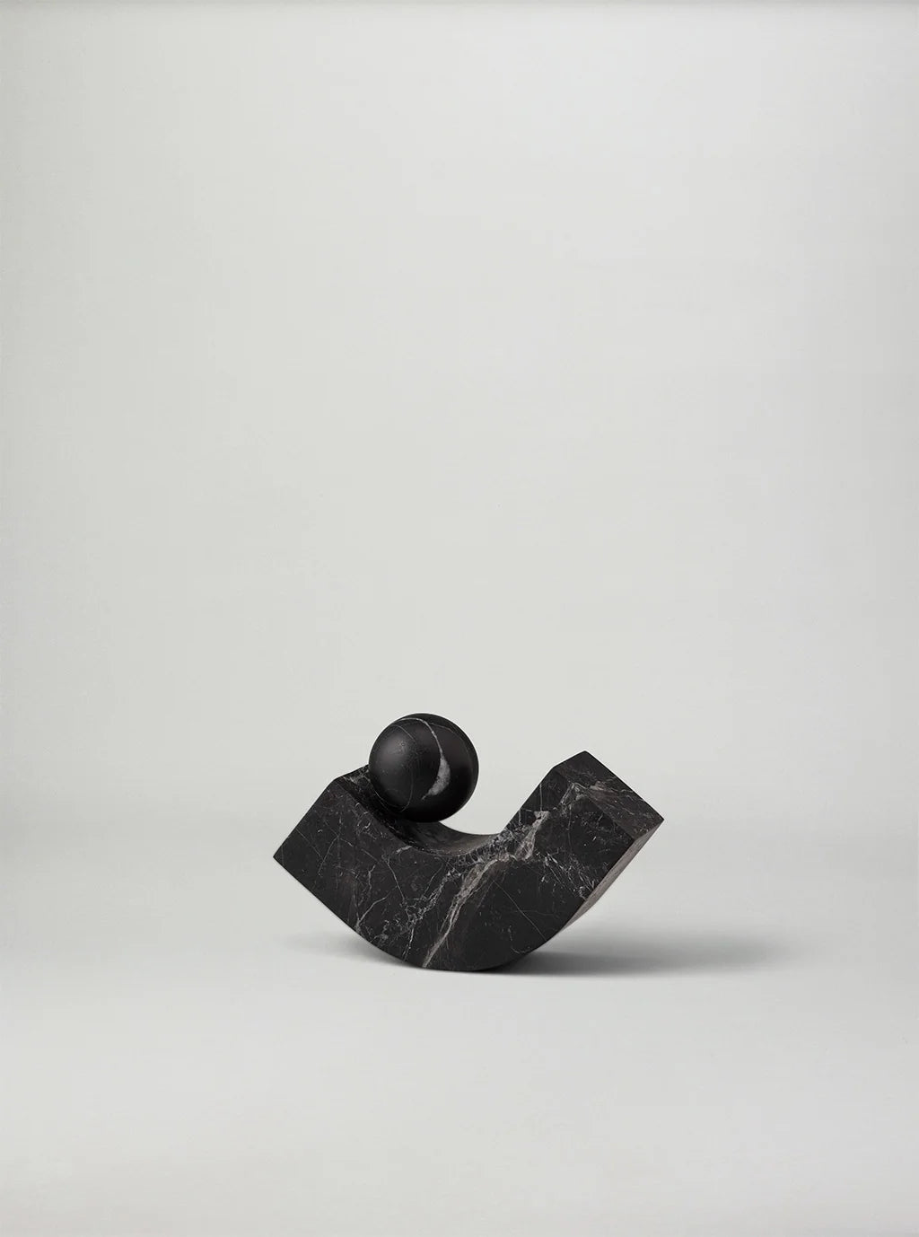 Βιβλιοστάτης Equi Toros Black - Μάρμαρο Μαύρος 6 x 15 x 15 cm HintsDeco