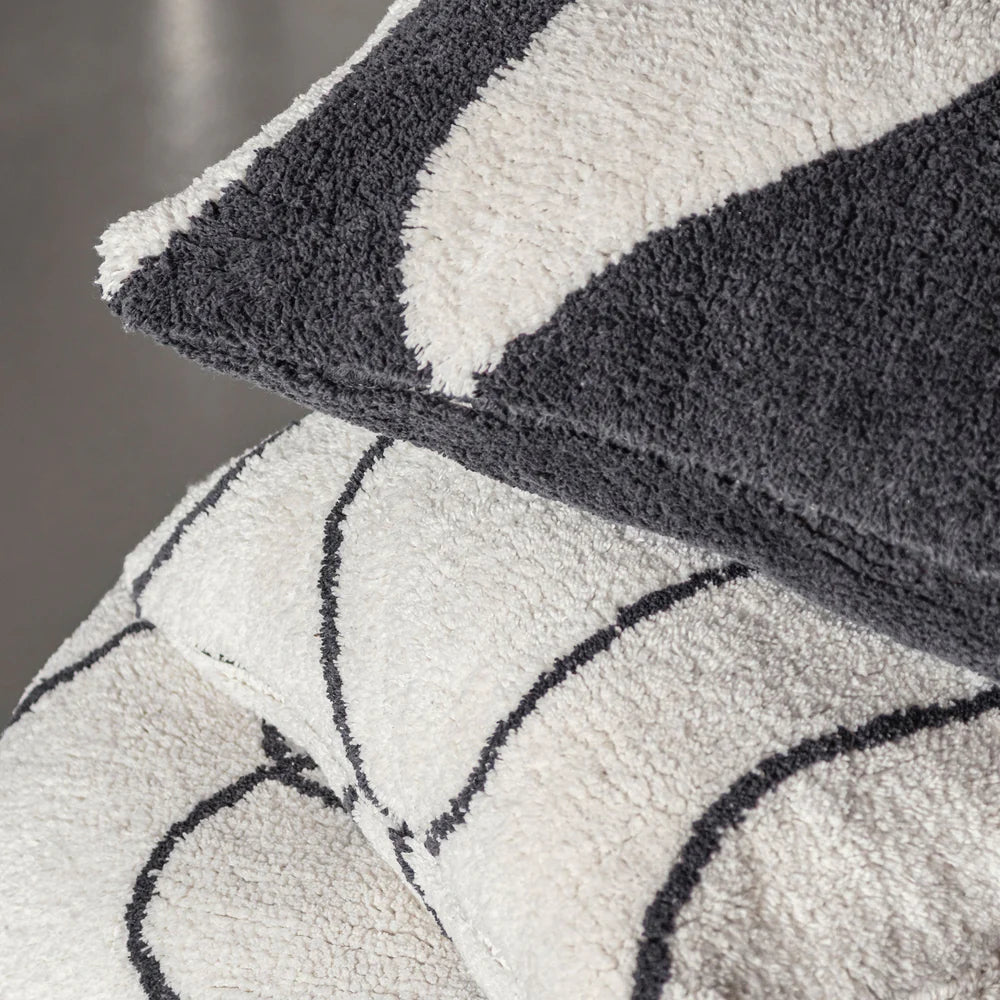 Κάλυμμα Μαξιλαριού Figura - Βαμβακερό Off White Μαύρο W40 x L60 cm METTE DITMER