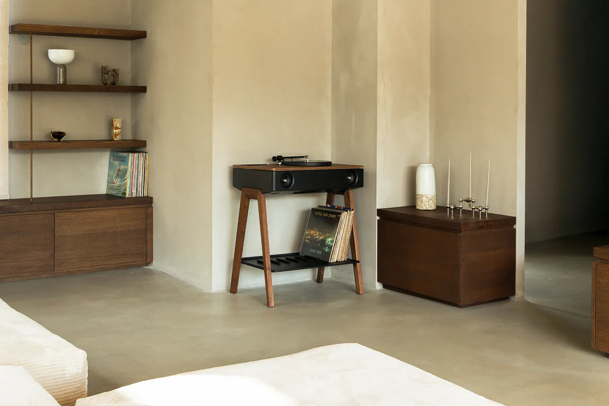LX Turntable Connect Walnut της La Boite concept, ηχοσύστημα Hi-Fi με ενσωματωμένο πικάπ σε φινίρισμα καρυδιάς
