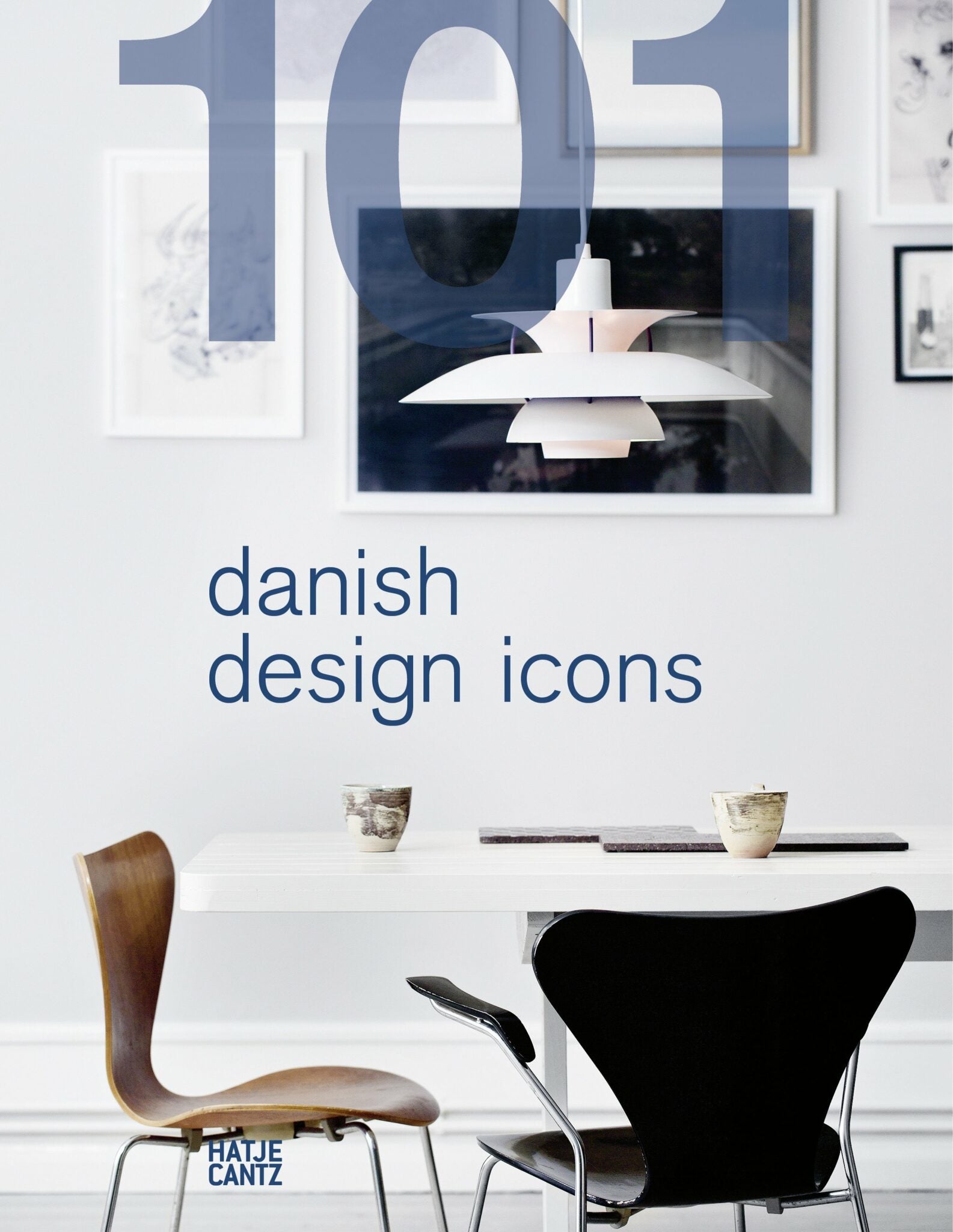 Hintsdeco Books Βιβλίο Τέχνης Βιβλίο Τέχνης 101 Danish Design Icons Μπλε/Άσπρο 20,5×3×26,5 cm Hintsdeco