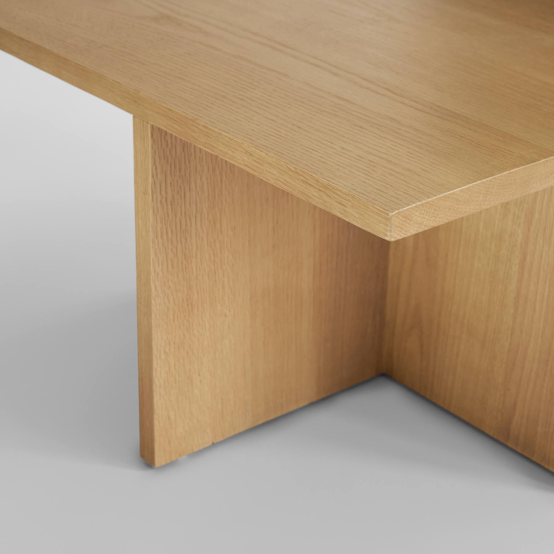 Τραπεζάκι Σαλονιού Brutus - Φυσικό Ξύλο Δρυός H36 x W60 x L60 cm 101 COPENHAGEN