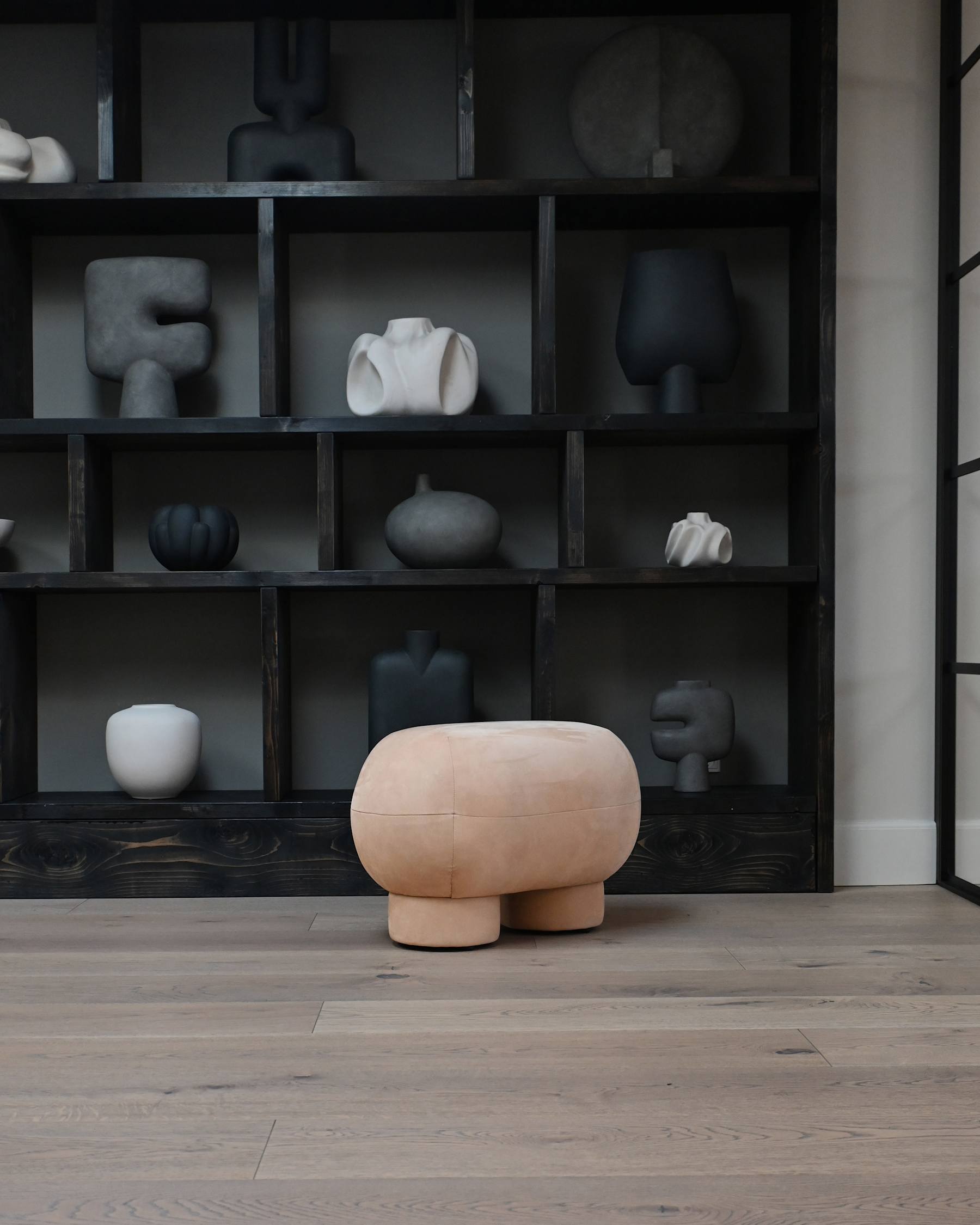 Πάγκος Big Foot Petit - Δέρμα Nubuck H47 x W40 x L70 cm 101 COPENHAGEN