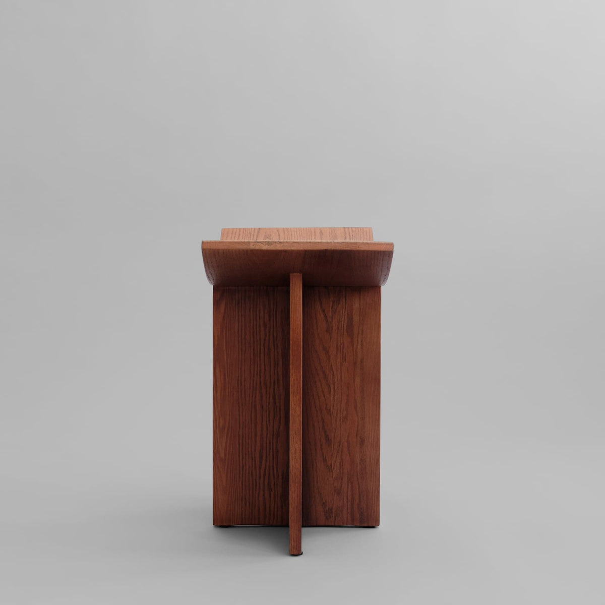 Σκαμπό Brutus - Καφέ Δρυς H60 x W30 x L54 cm 101 Copenhagen