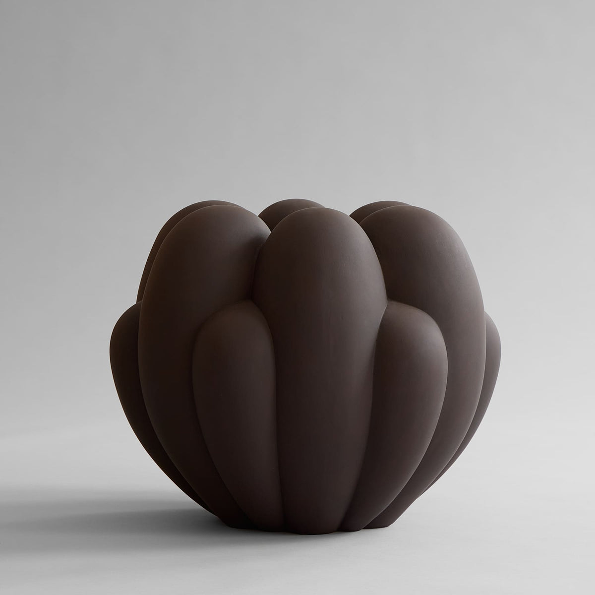 Βάζο Bloom Big - Κεραμικό Σκούρο Καφέ H44 x W52 x L55 cm 101 COPENHAGEN 