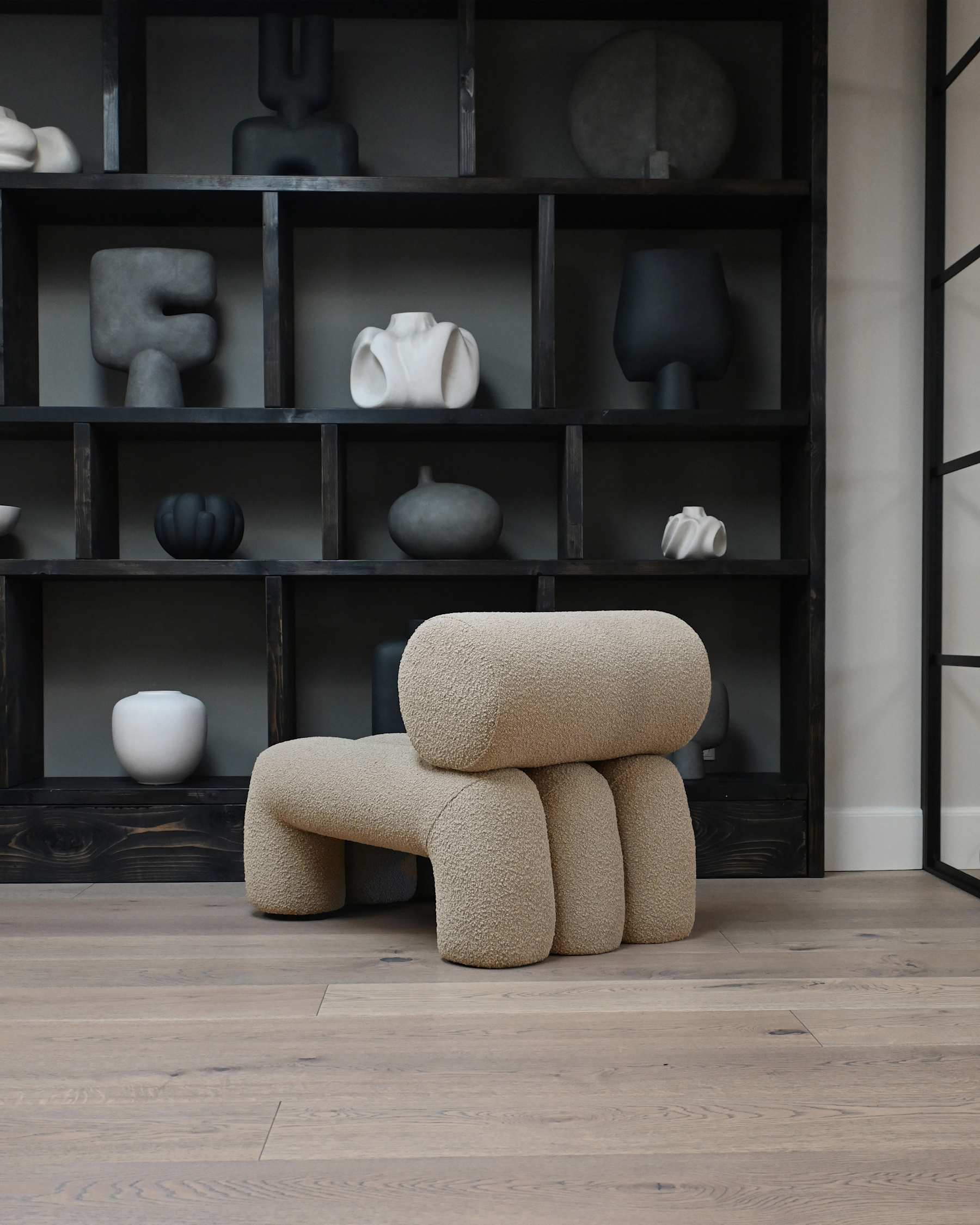 Πολυθρόνα Σαλονιού Foku - Μπουκλέ Ύφασμα Smoked Sand H70 x W65 x L90 cm 101 COPENHAGEN