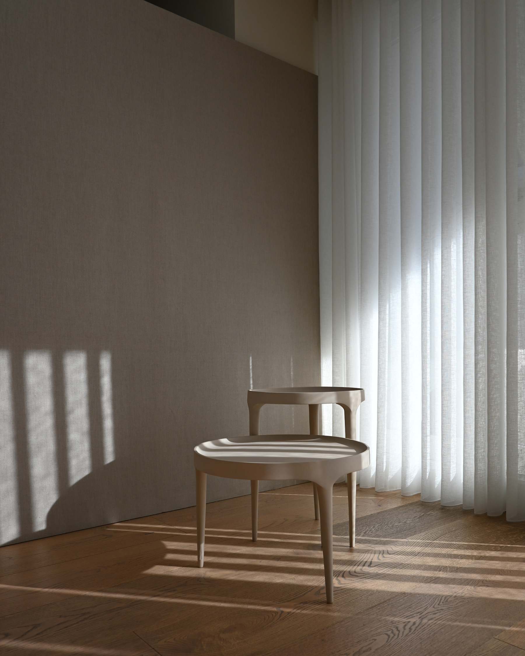 Τραπέζι Phantom Tall - Μεταλλικό Υπόλευκο Birch H50 x W40 x L40 cm 101 COPENHAGEN 