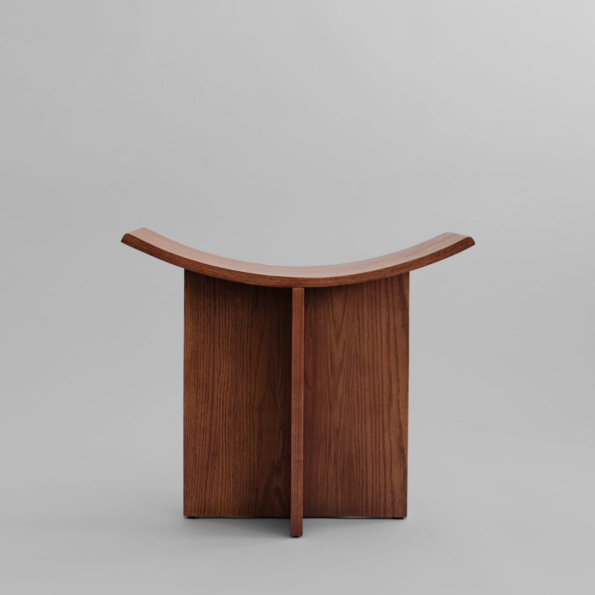 Σκαμπό Brutus - Καφέ Δρυς H60 x W30 x L54 cm 101 Copenhagen