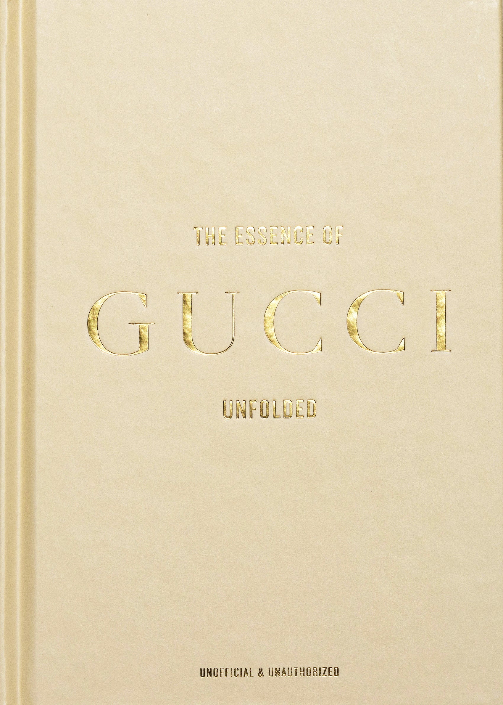 Hintsdeco Books Βιβλίο Τέχνης Βιβλίο Τέχνης The Essence of Gucci Μπεζ 14.5 x 1.5 xΗ 21.5 cm Hintsdeco