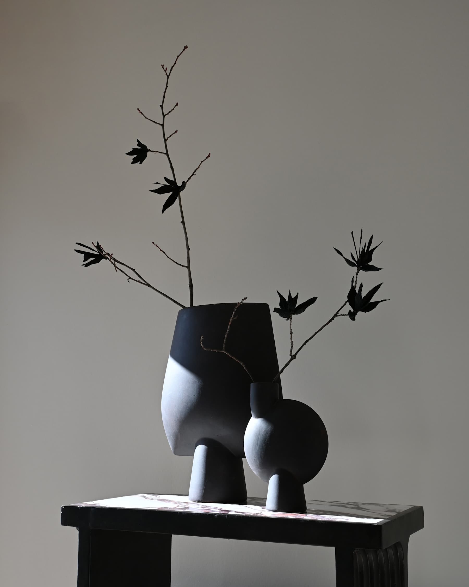 Vase, Sphere Bubl, Medio, Dark Grey, Ceramic, Height 26cm x Width 18cm x Base 8cm, 101 COPENHAGEN