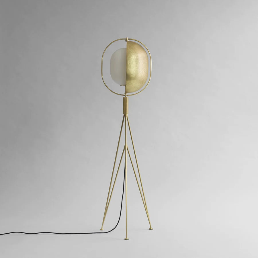 101 Copenhagen floor lamp pearl Floor Lamp Metal/Opalina Gold E14-230V 39x40x140cm 101 Copenhagen
