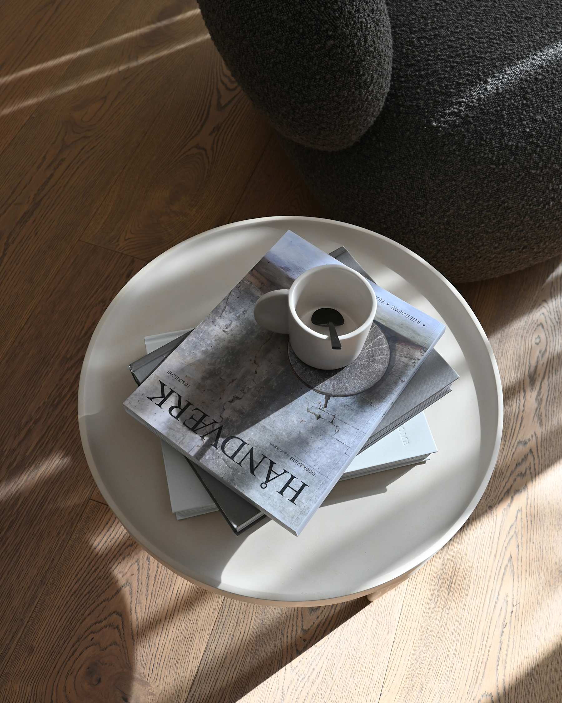 Τραπέζι Phantom Low - Μεταλλικό Υπόλευκο Birch H35 x W50 x L50 cm 101 COPENHAGEN