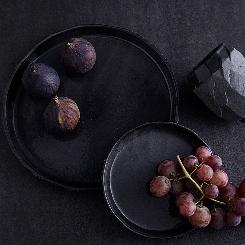 MUUBS Πιάτο Πιάτο Φαγητού Κεραμικό Kuri Σκούρο Γκρι-Μαύρο, Ø26xH2,5 cm MUUBS