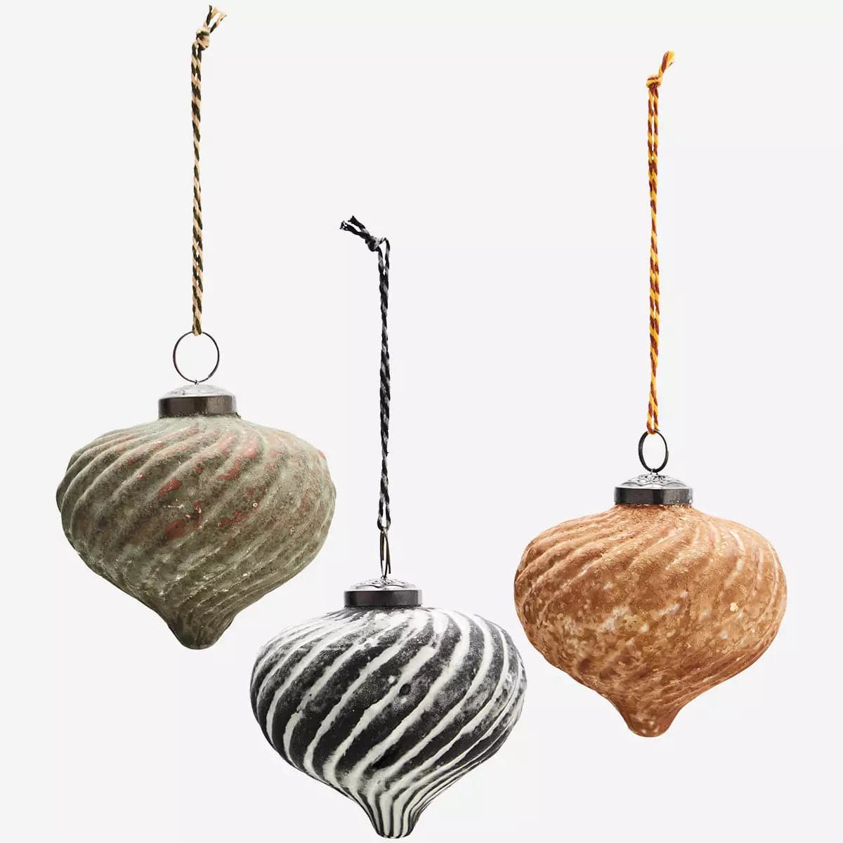 MADAM STOLTZ Χριστουγεννιάτικο Στολίδι Χριστουγεννιάτικα Στολίδια σετ/3τμχ  Γυαλί, Μαύρο/Πράσινο/Καφέ D:10 cm MADAM STOLTZ